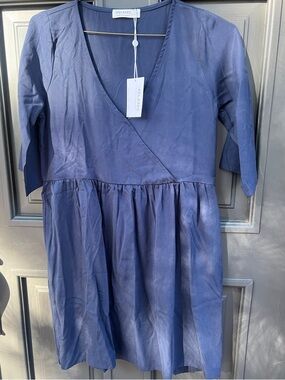 La Relaxed Brand Vivian Woven Navy Blue V-Neck Casual Women's Dress